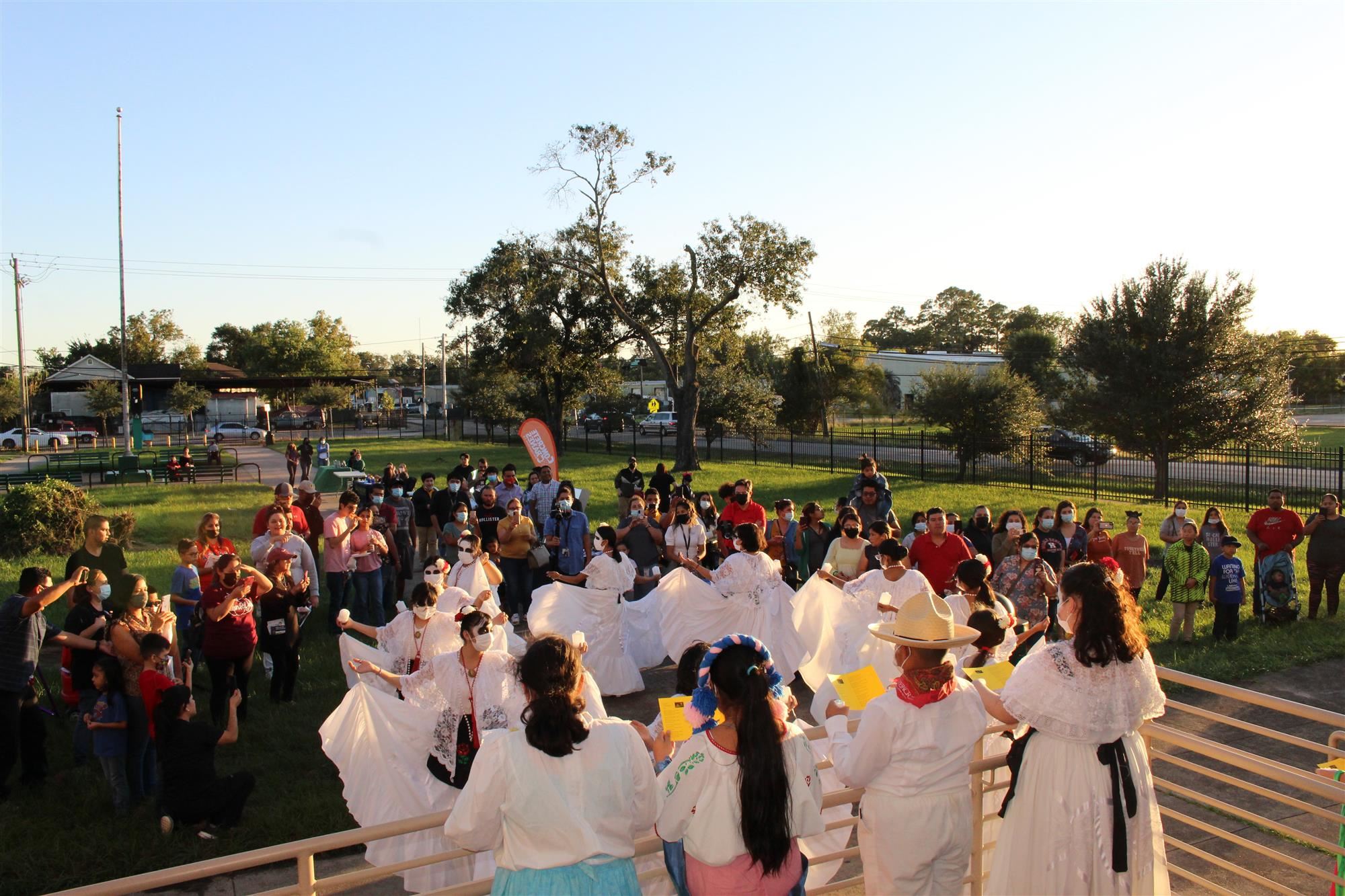 Las Aguilas de Oro perform La Bruja